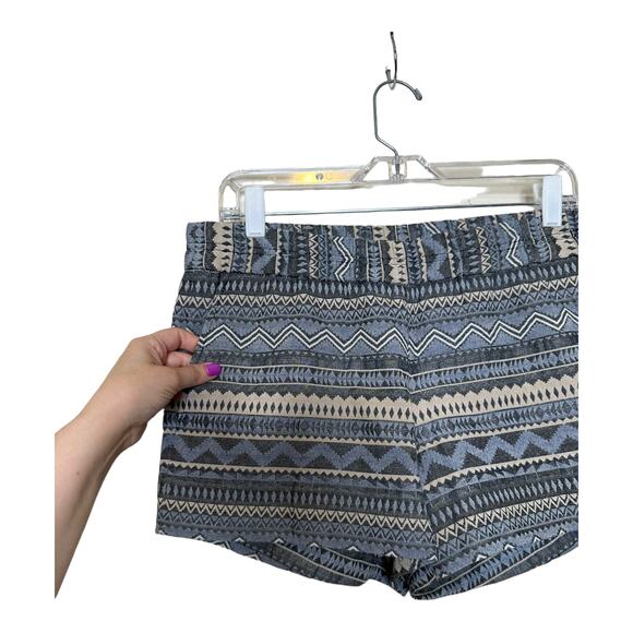 J.CREW Blue-Gray Tribal Print Pockets Pull On Shorts size 8 - Picture 9 of 10